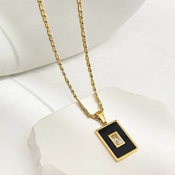 Black Vintage Rectangle Acrylic Zircon Pendant Necklace 18K Gold Plated - Picture 3 of 7